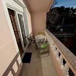 شقة Luka Banjol