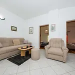 شقة Luka Banjol