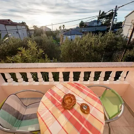 Apartment Luka *